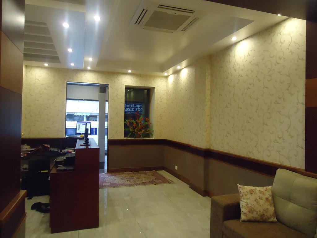 Pleasant Inn Pondicherry Exteriör bild