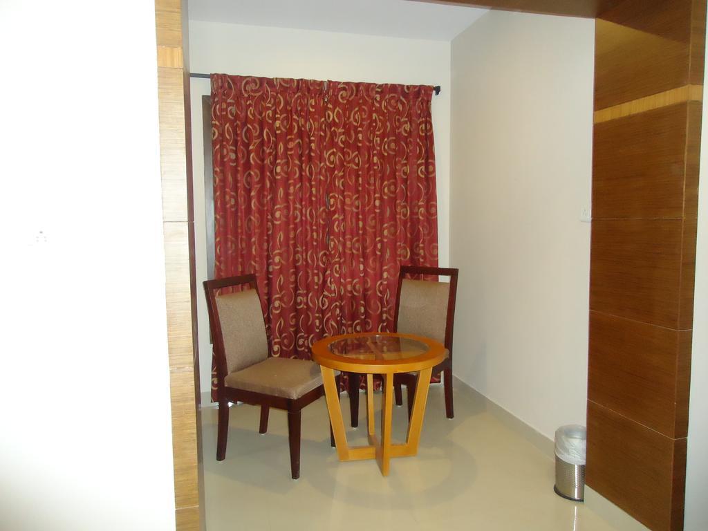 Pleasant Inn Pondicherry Exteriör bild